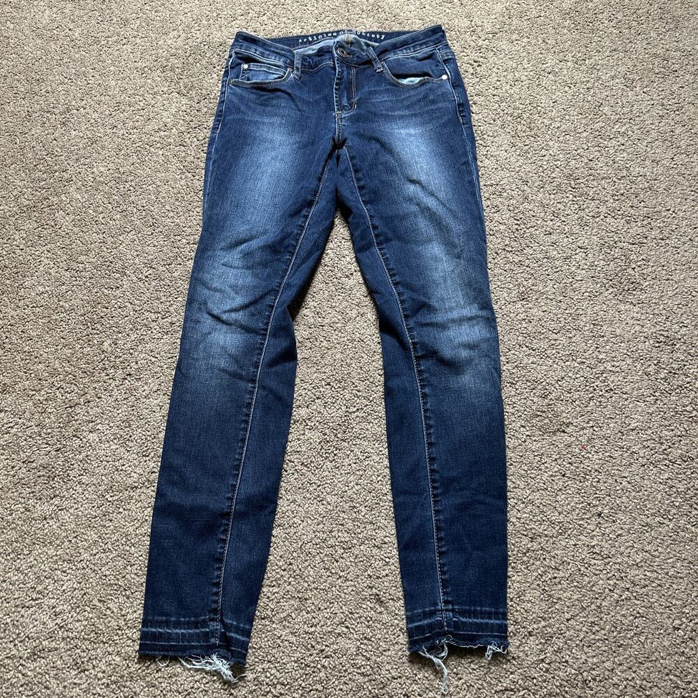 Women’s Size 25 Articles of Society Dark Wash Skinny Jeans Raw Hem Bottom